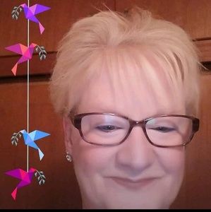 Meet your Posher, Christine